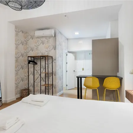 Brand New Design - Alameda Square Daire Sevilla